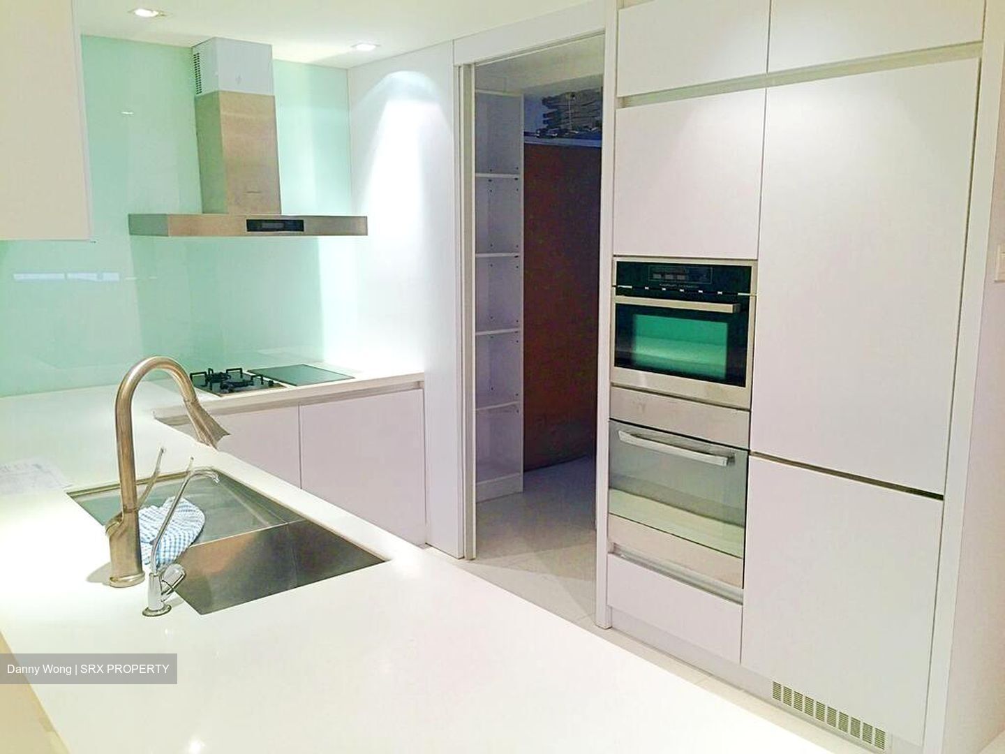 International Plaza (D2), Apartment #506384151